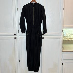 Vintage K TOO Black one piece jumpsuit Sz S zip up front w/ elastic wrist/ankle